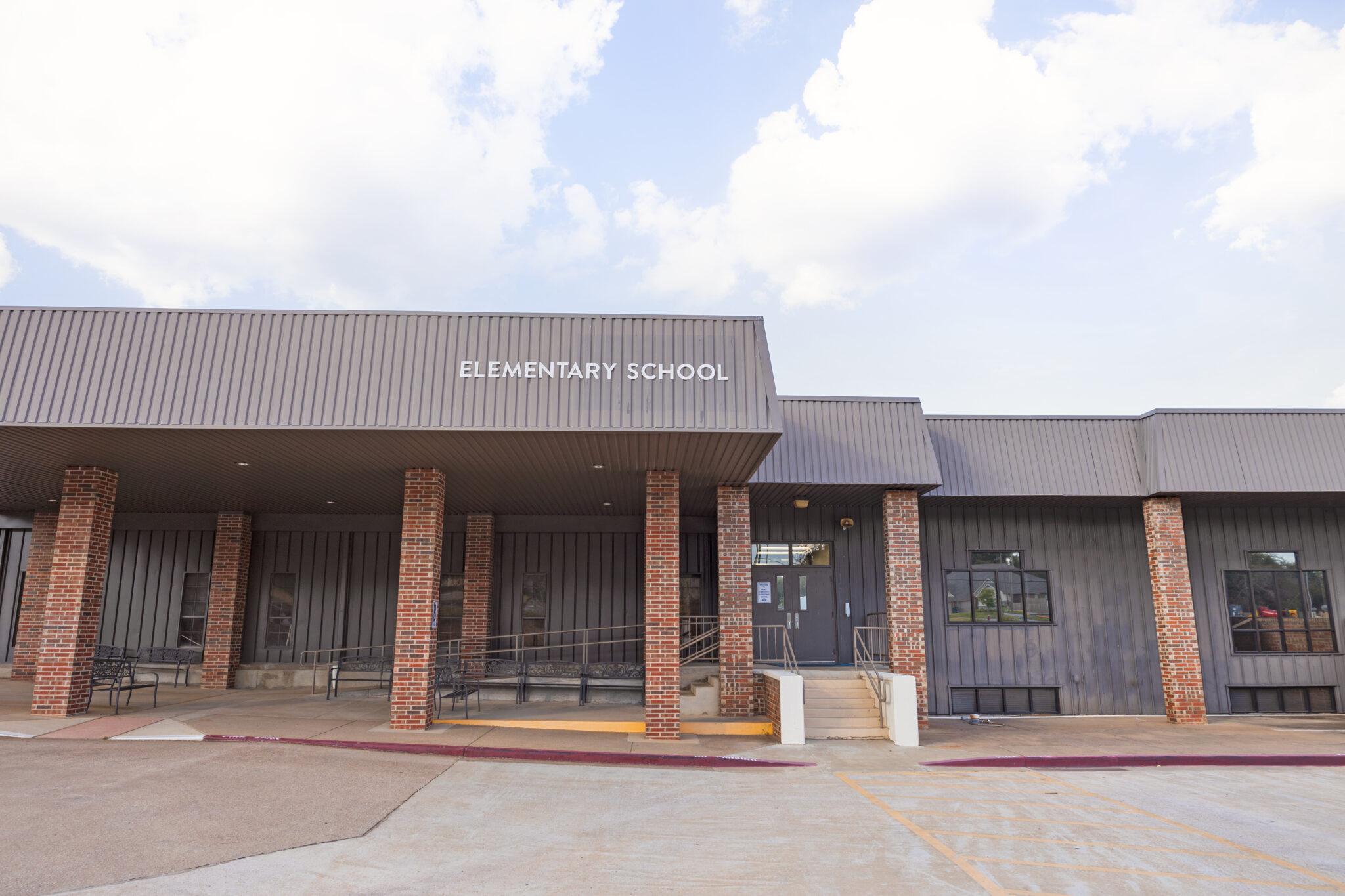 contact-grace-grace-community-school